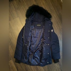 GUESS puffer Used Once (M)
